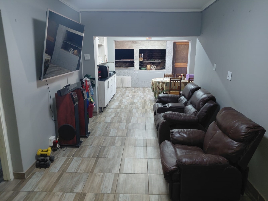 4 Bedroom Property for Sale in Retief Eastern Cape